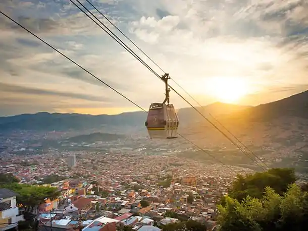 10_08_26_Colombia_Plural TGK