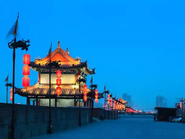 13_06_26_China_Plural TGK