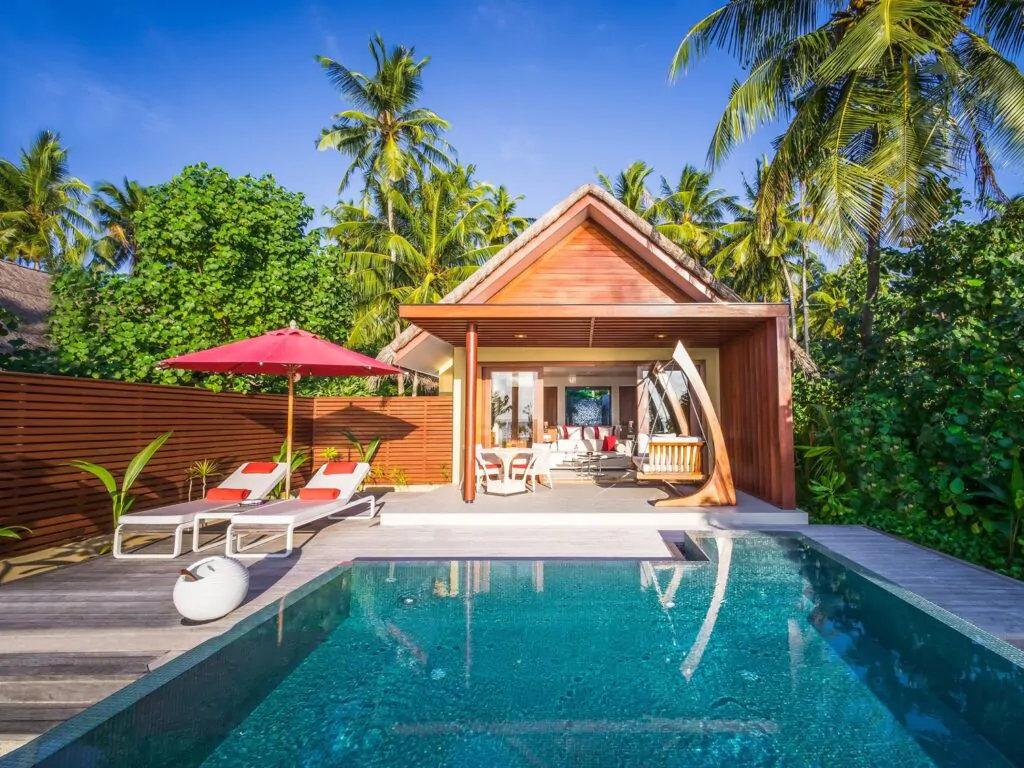 Niyama_Private_Islands_Beach_Pool_Villa-1024x768