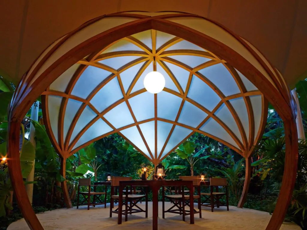 Niyama_Private_Islands_Tribal_African_Restaurant-1024x768