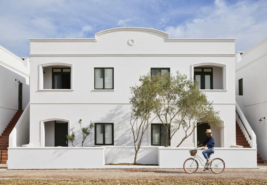 Spier-Hotel-Village-bike_01_low-1024x710