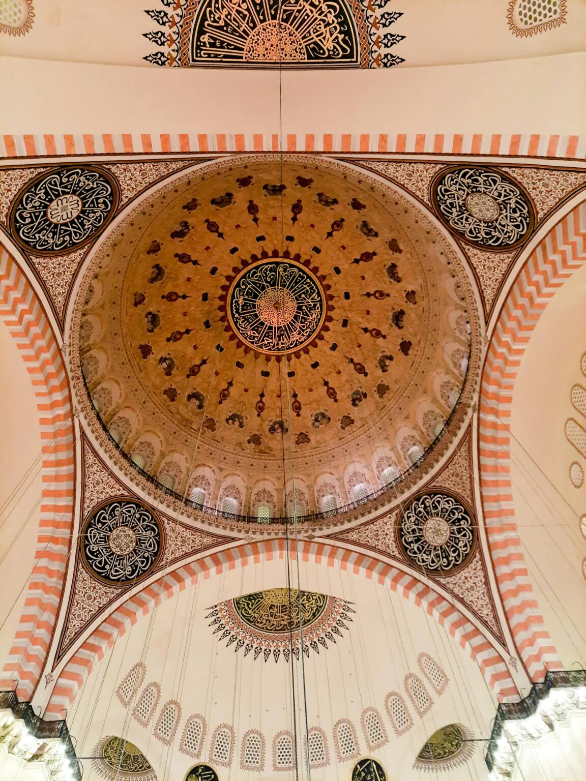 pexels-dilek-yuksel-271240108-20670503-1152x1536